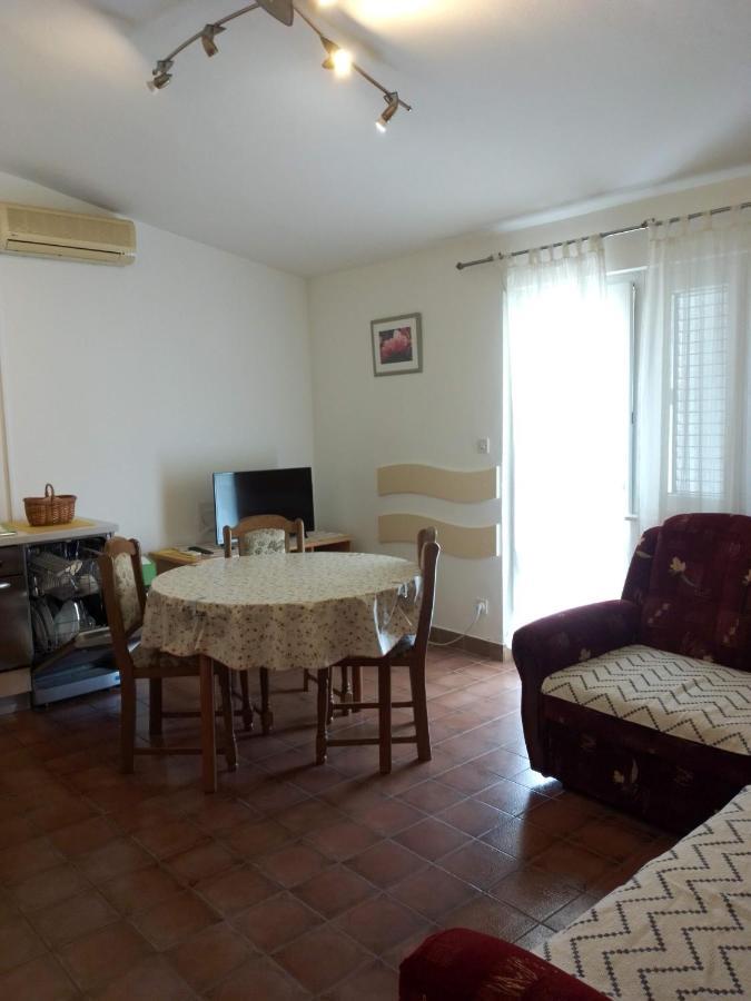 Apartmani Gracela Vodice Bagian luar foto
