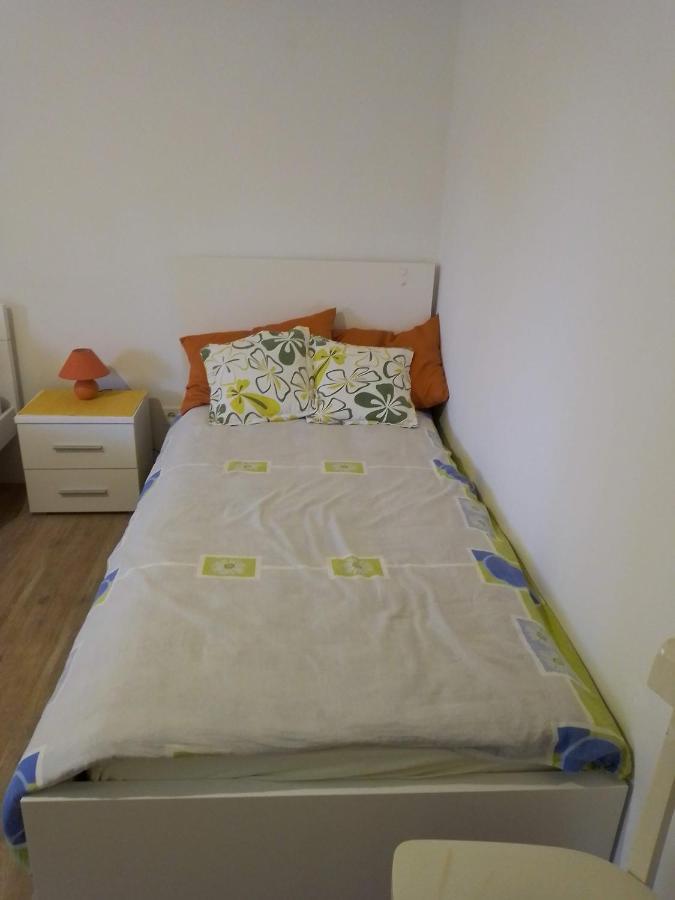Apartmani Gracela Vodice Bagian luar foto