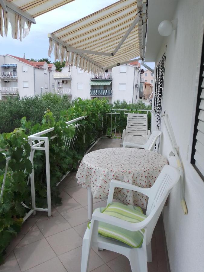 Apartmani Gracela Vodice Bagian luar foto