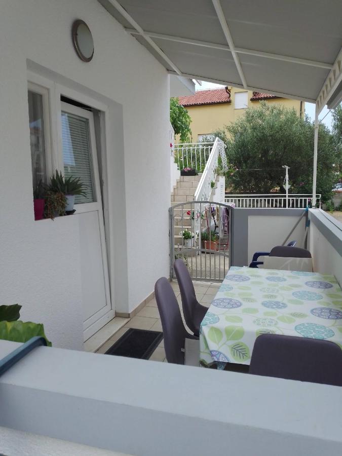 Apartmani Gracela Vodice Bagian luar foto