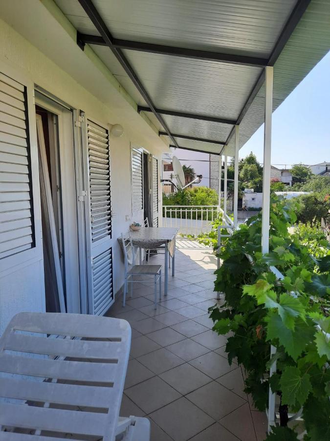 Apartmani Gracela Vodice Bagian luar foto