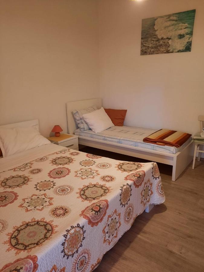 Apartmani Gracela Vodice Bagian luar foto