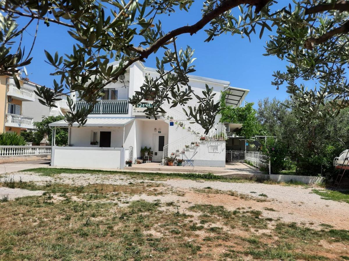 Apartmani Gracela Vodice Bagian luar foto