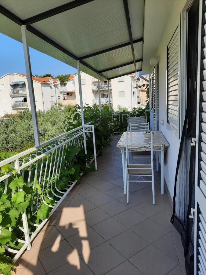 Apartmani Gracela Vodice Bagian luar foto