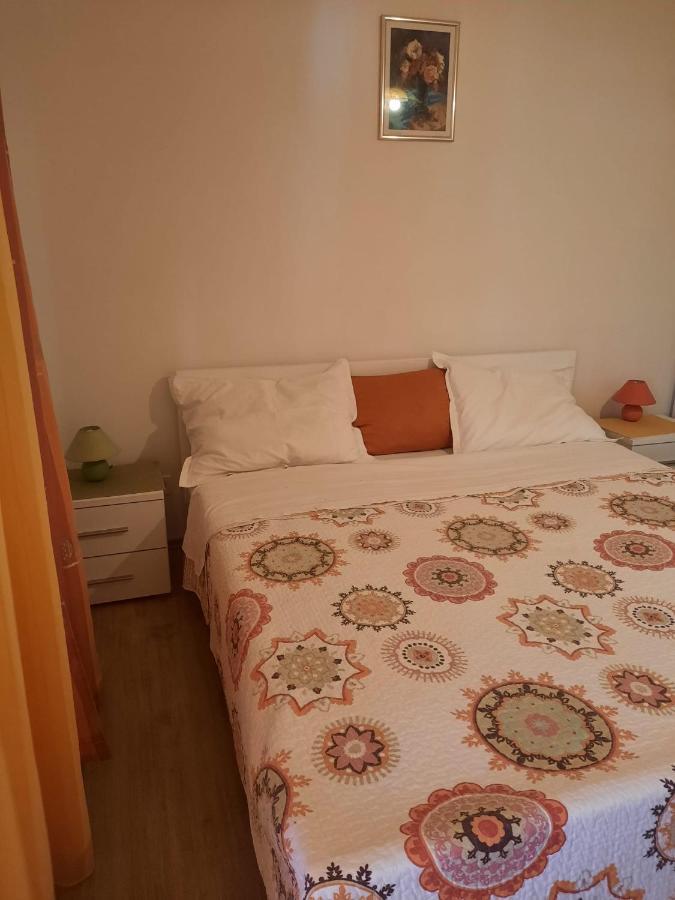 Apartmani Gracela Vodice Bagian luar foto