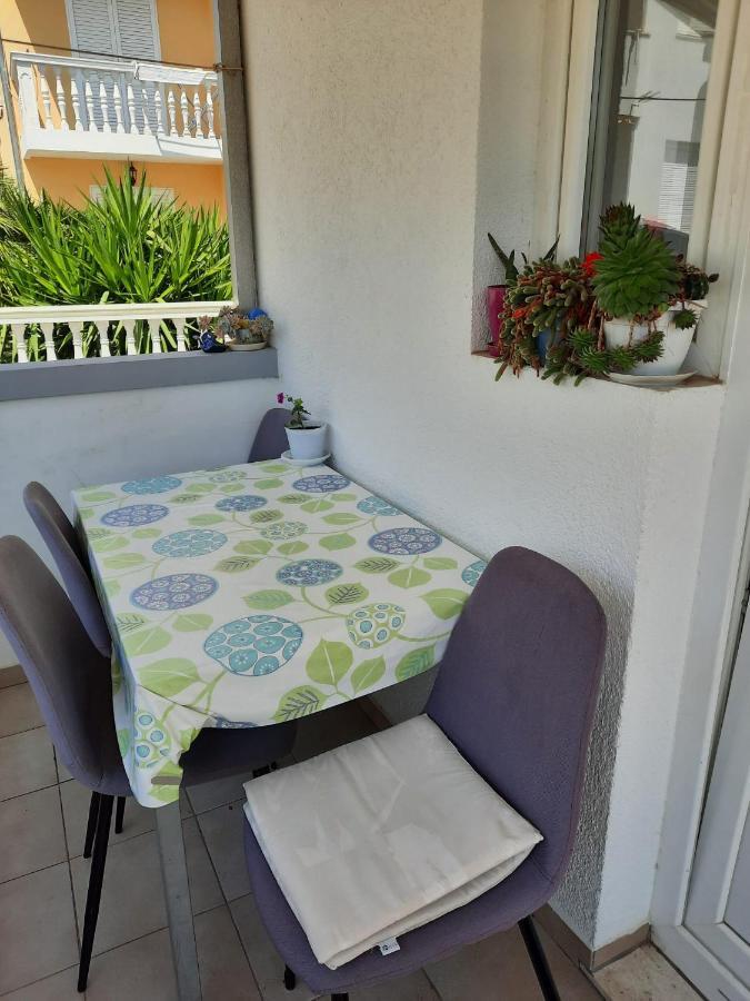 Apartmani Gracela Vodice Bagian luar foto
