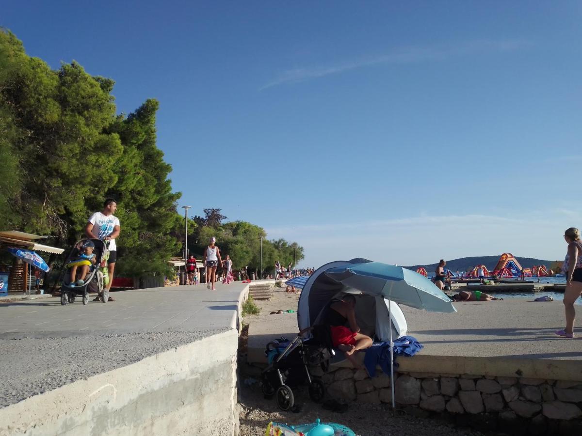 Apartmani Gracela Vodice Bagian luar foto